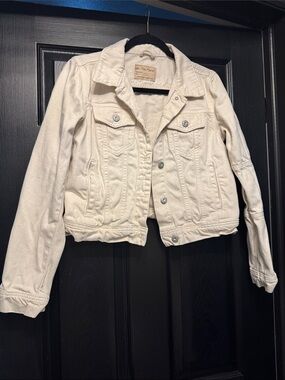 We The Free Off-White/Cream Cropped Denim Jacket
